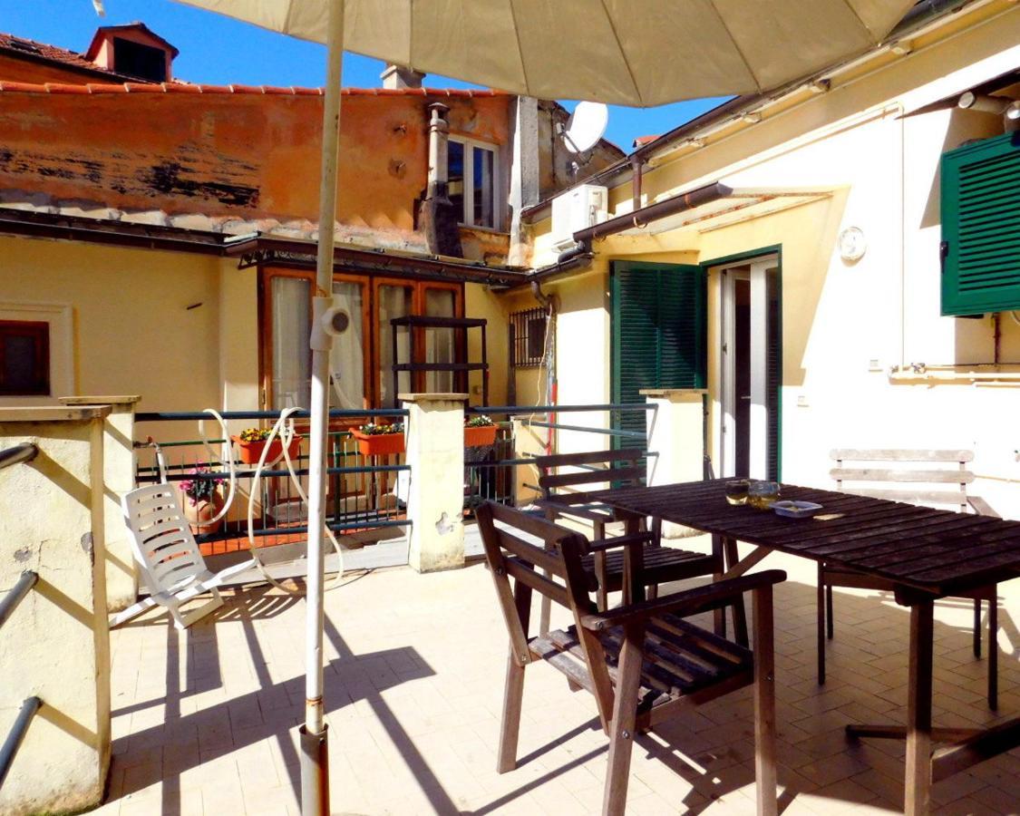 La Casa Di Enrico! Lägenhet Levanto Exteriör bild